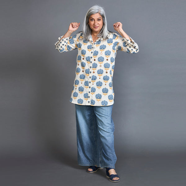 SVARA Block Printed shirt - BLUE Ivory