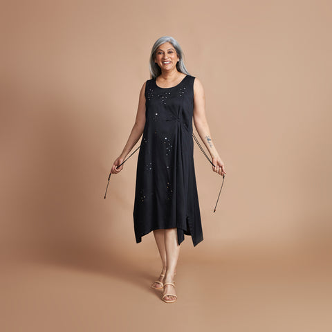 AKKI Midi Dress - Black