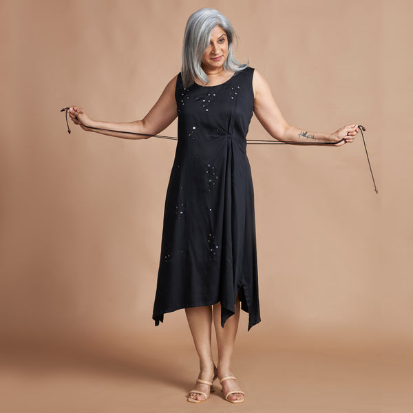 AKKI Midi Dress - Black