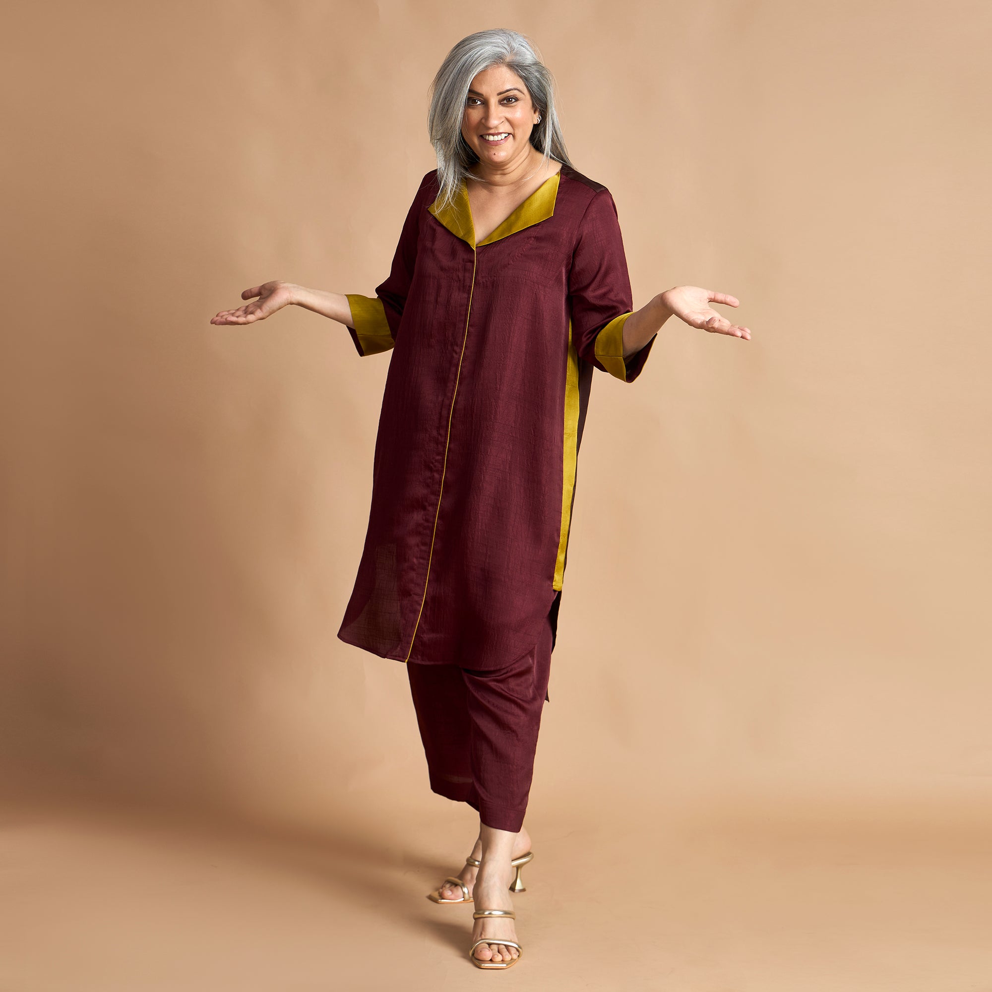 INAAYA Tunic Set - Burgundy and Brown