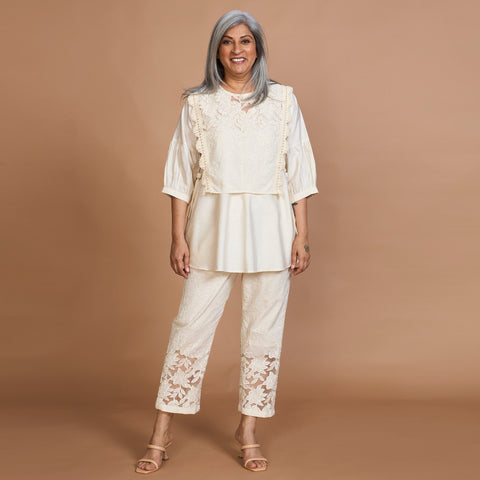 VERA Cutwork Bib 3 Piece Set