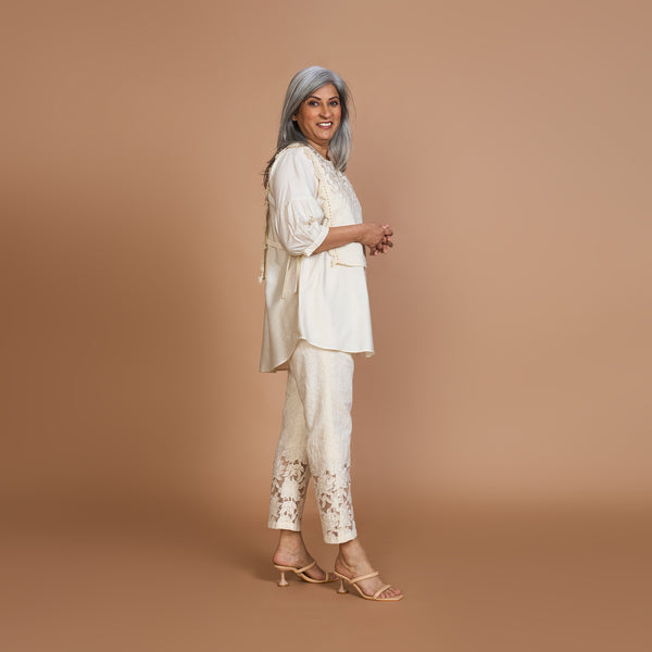 VERA Cutwork Bib 3 Piece Set