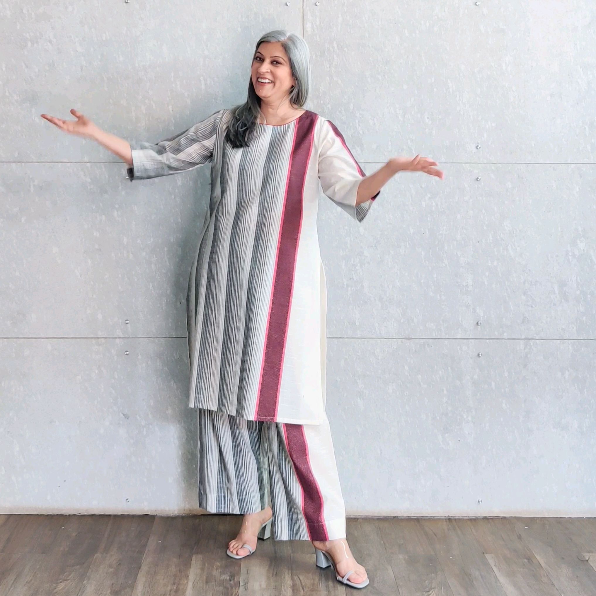 Misa Noa Set - White Grey stripe (SOLD OUT)
