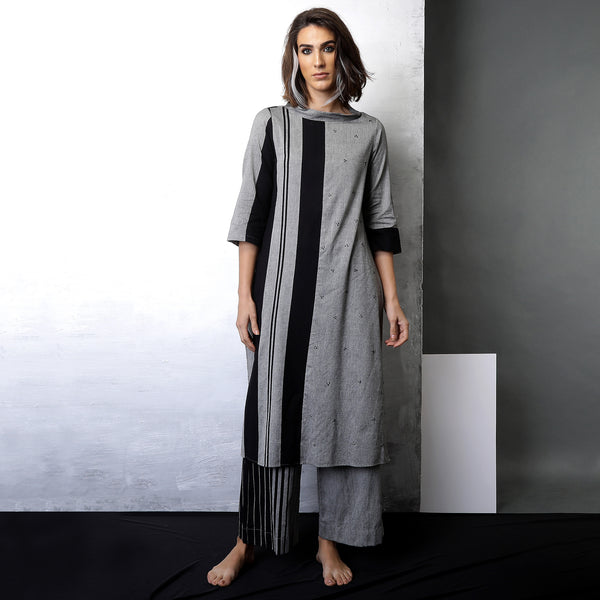 Contemporary Sustainable Fashion from Indian designer wear label O Layla. Misa tunic pant set. Handloom textiles.