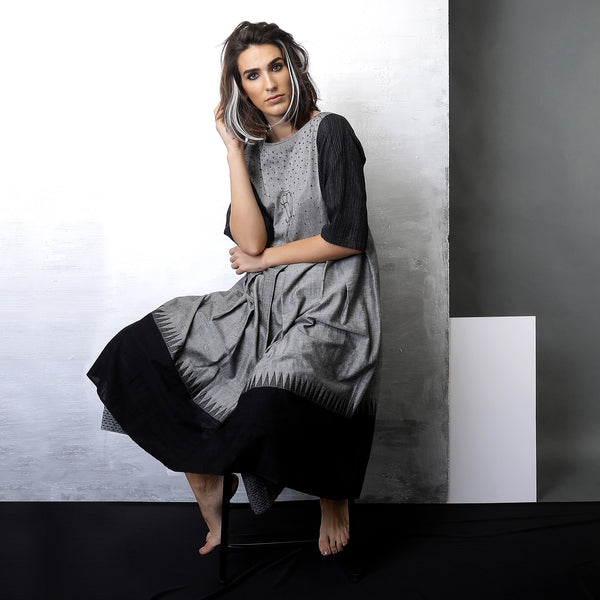 Contemporary Sustainable Fashion from Indian designer wear label O Layla. Renah gathered tunic set. Handloom textiles.